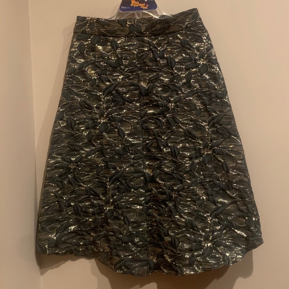NWOT Gold Texture Black Floral High Low Midi Skirt - Picture 3 of 3